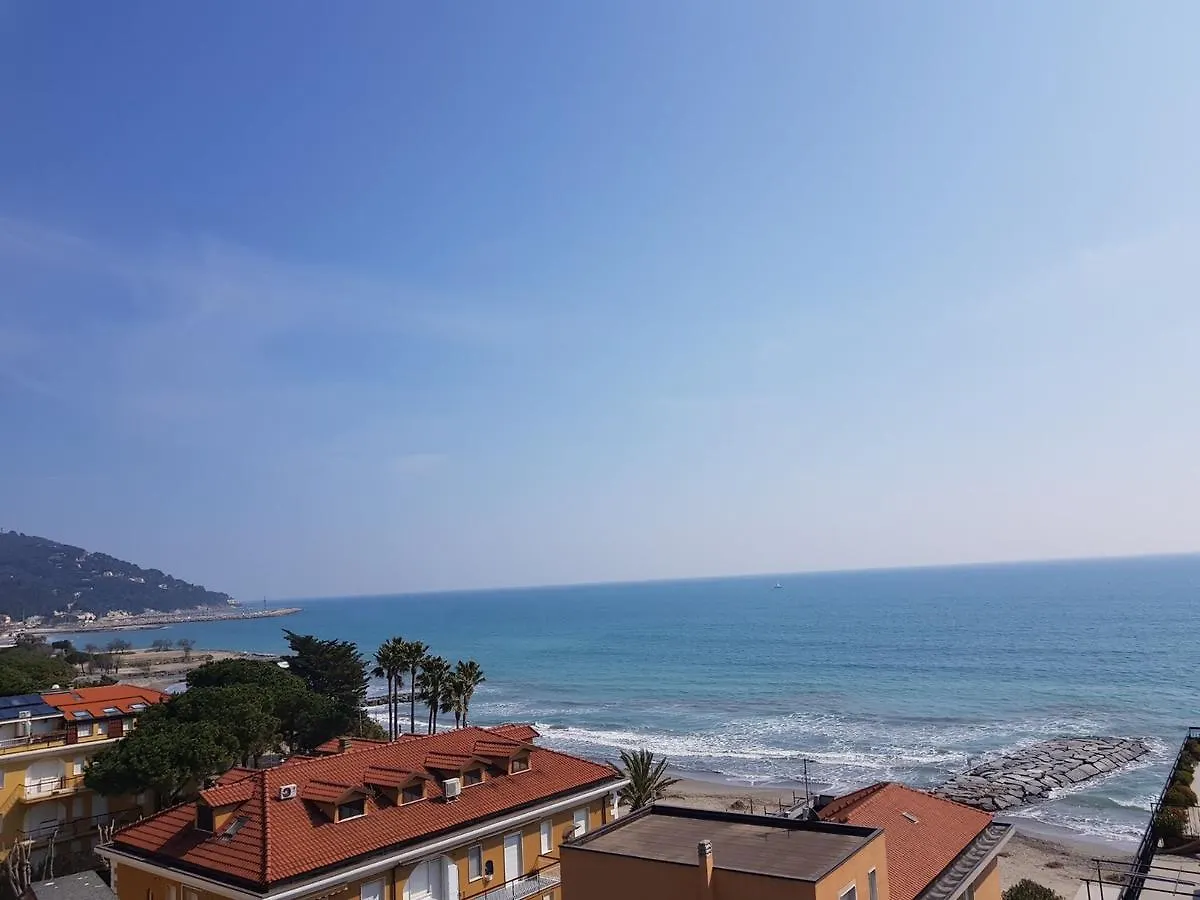 Hotel Lungomare Marina dʼMarina dʼAndora