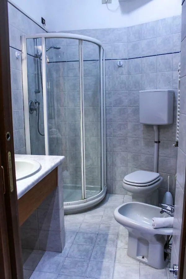 Hotel Lungomare Marina dʼMarina dʼAndora 4*,